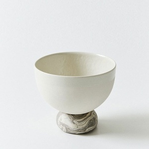 Alternative view of Greens Cylindrical Shape Ceramic Plant Pot